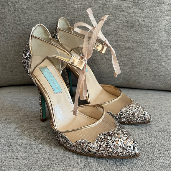 Betsey Johnson Shoes - Betsey Johnson Stela Glitter Ankle-tie Pumps in Champagne